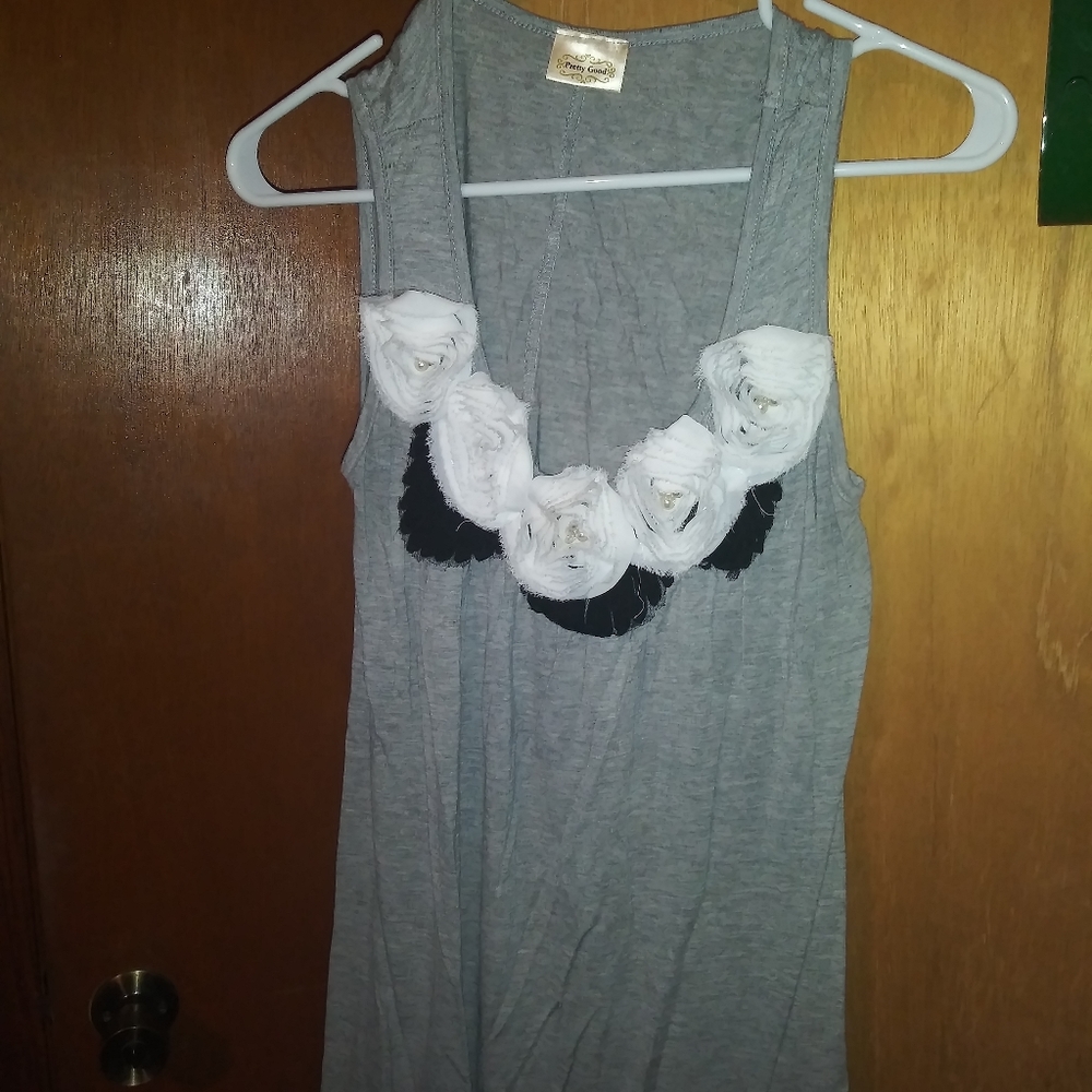 Gray top